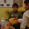 Tobias je ponudil argentinsko jed imenovano torta fritta