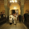 Prihod ministrantov, župnikov in škofa